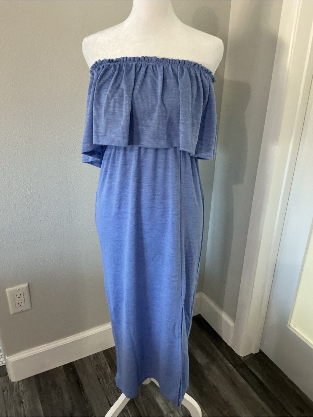 NWT O'Neill Kole Strapless Ruffle Midi Dress Periwinkle Blue Size S